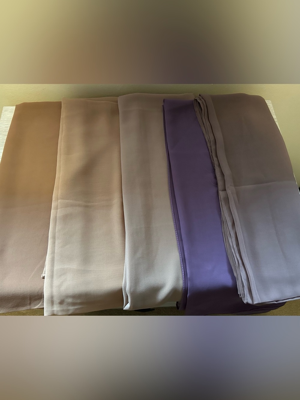 Crepe texture scarves